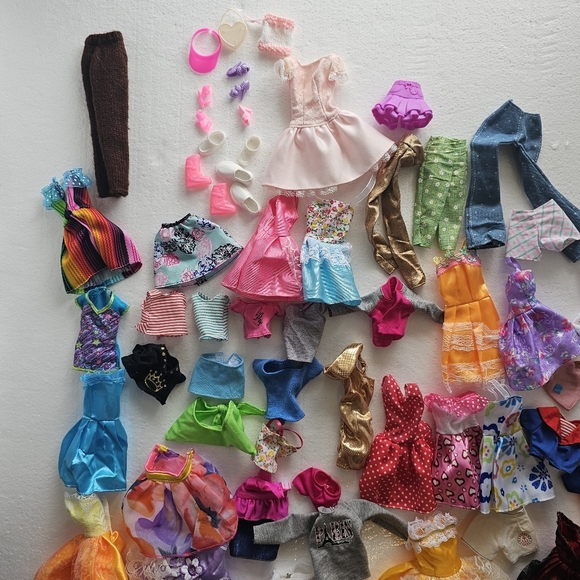 Barbie Doll Dress Collection Pink, Blue, Yellow, Red Lot Bundle Clothes Dresses - Picture 9 of 11